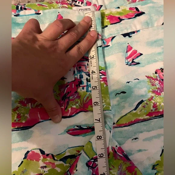 Crown & Ivy Watercolor Waterscape Scalloped Shorts Womens Size 8 Blue Coastal - Picture 4 of 9